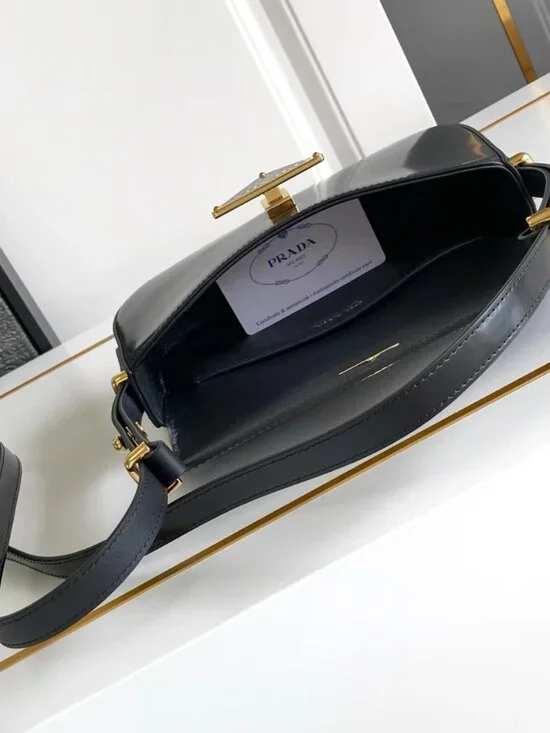 Prada Classic Triangle Shoulder Bag Black Calfskin Flip Cover - Picture 4 of 5